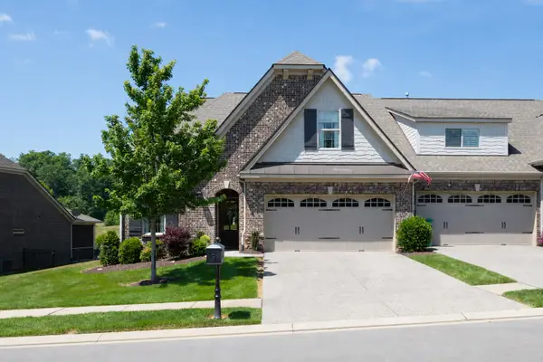 1023 Callaway Dr, Lebanon, TN 37087