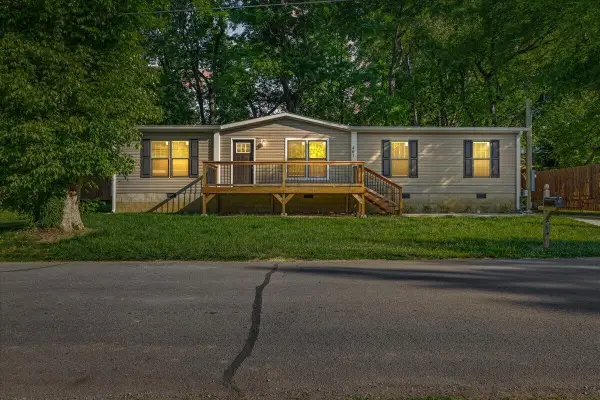 403 W Bank Street, Athens, TN 37303