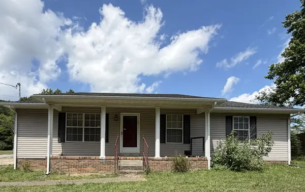 499 Belew Dr, Lawrenceburg, TN 38464