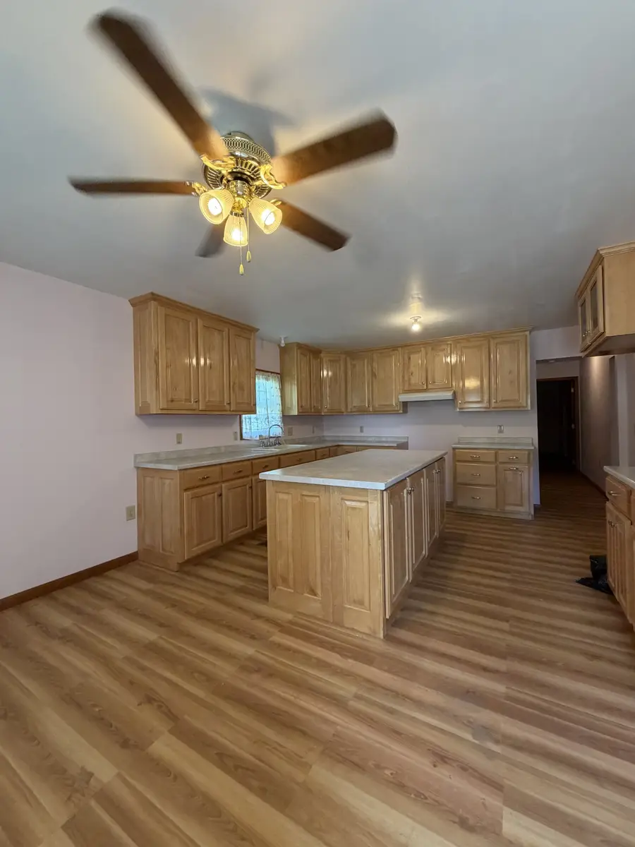 499 Belew Dr, Lawrenceburg, TN 38464 - #3