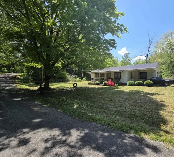 1316 Owl Hollow Rd, Linden, TN 37096