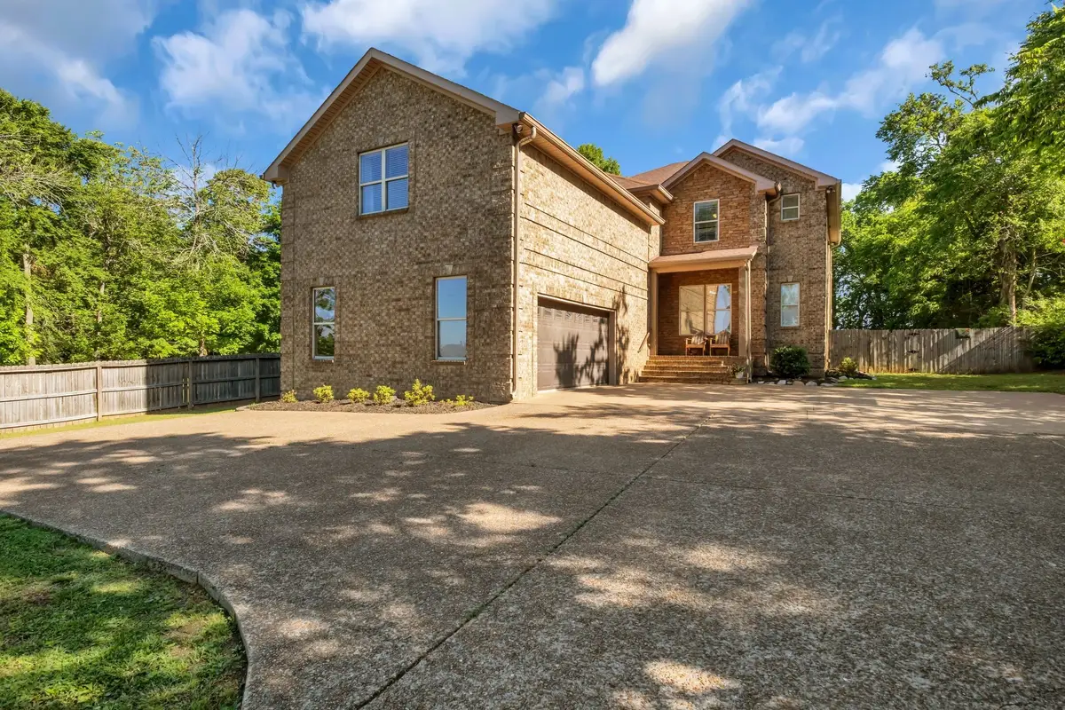 540 Peach Valley Road, Gallatin, TN 37066 - #1