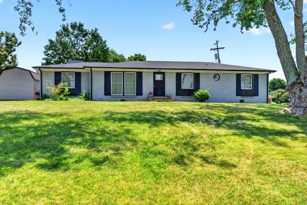 230 Alfred Dr, Clarksville, TN 37043