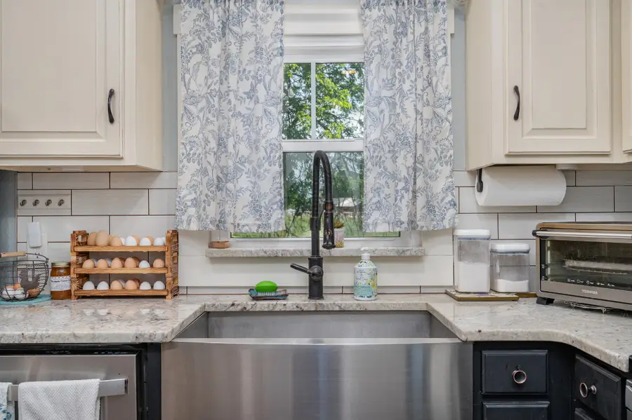 209 Academy Rd, Lebanon, TN 37087 - #3