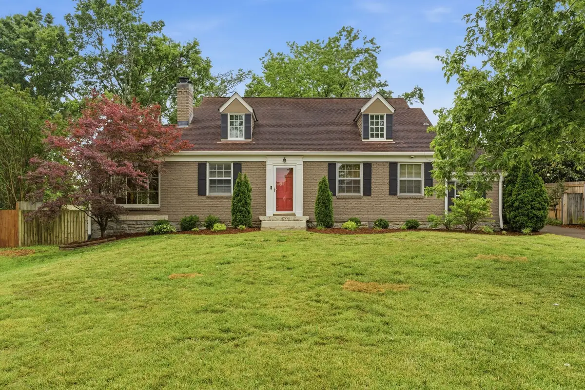 1306 Riverwood Dr, Nashville, TN 37216 - #1