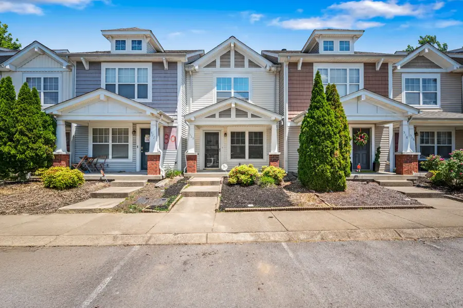 520 Bradburn Village Cir, Antioch, TN 37013 - #2