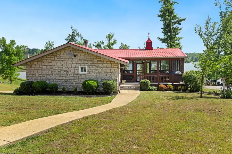 782 Driftwood Dr, Lobelville, TN 37097 - #2