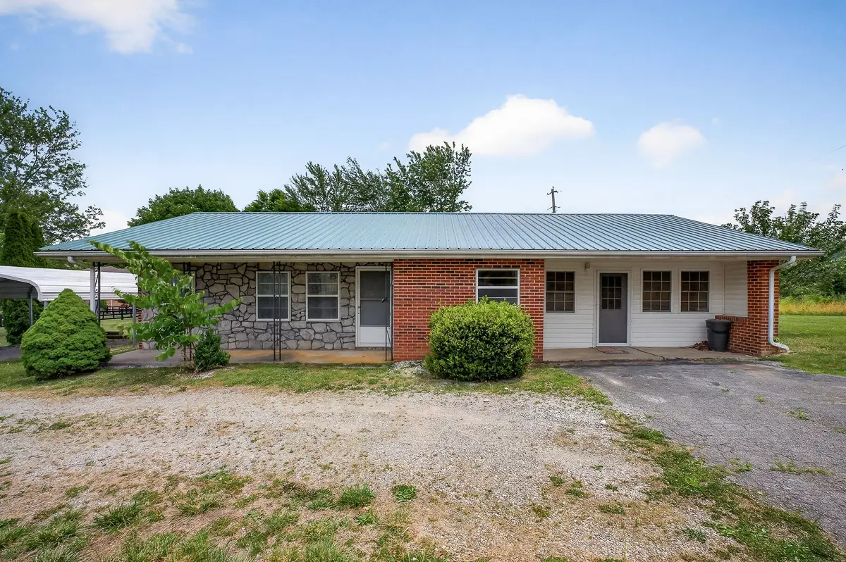 1372 Jamestown Hwy, Livingston, TN 38570 - #1
