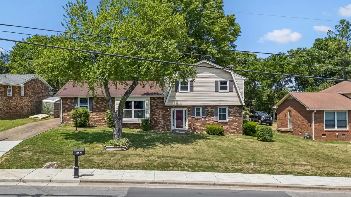 2946 Anderson Rd, Nashville, TN 37217 - #1