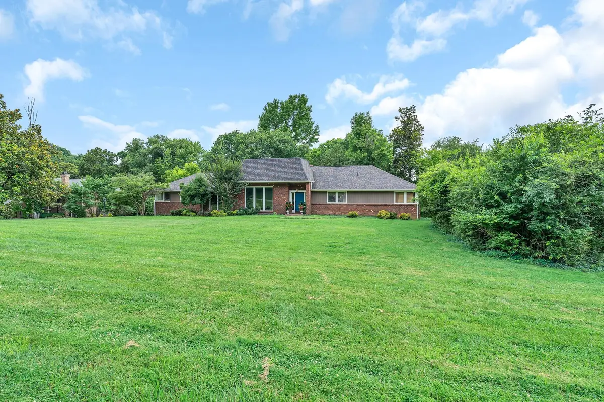 5417 Camelot Rd, Brentwood, TN 37027 - #1