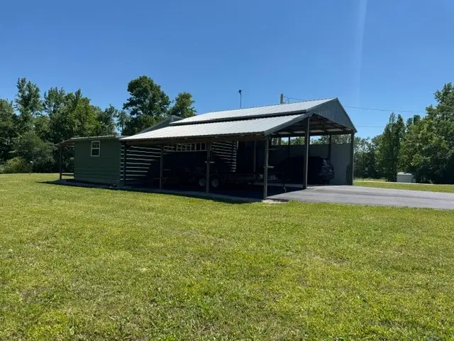 149 Horseshoe Bend, Linden, TN 37096 - #2