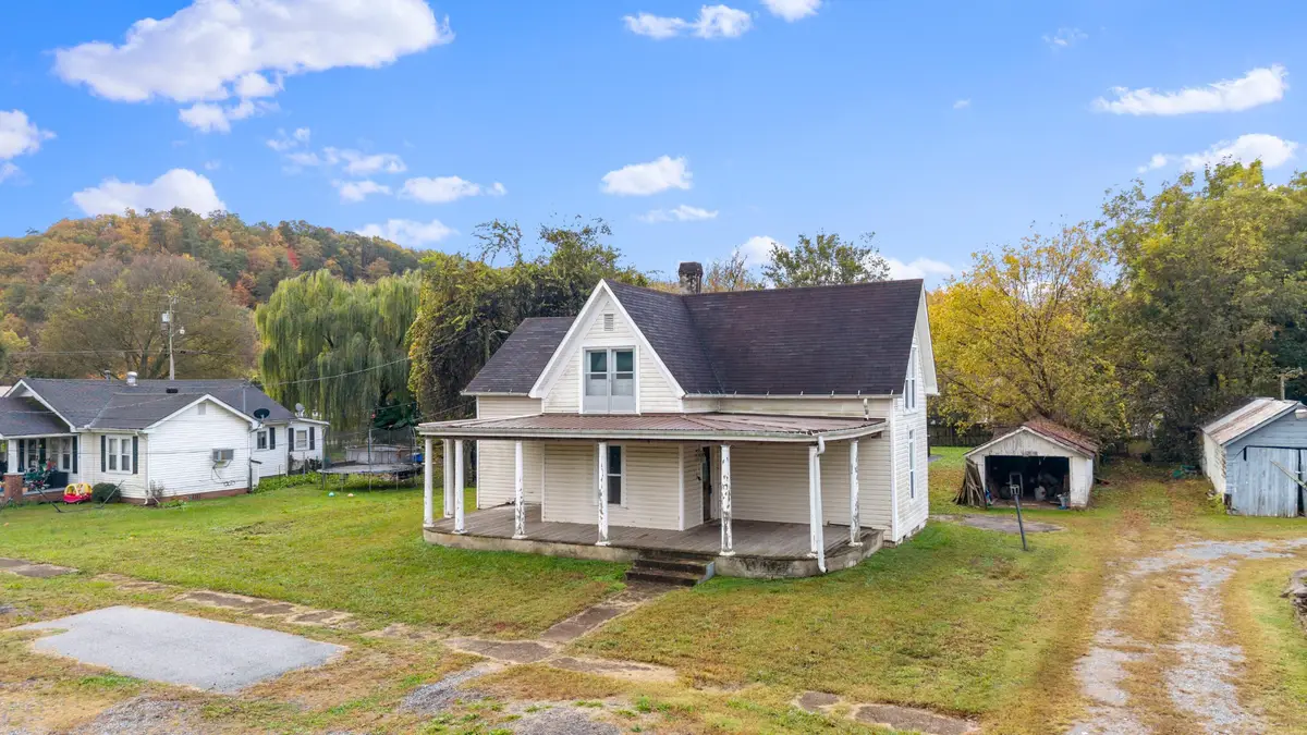 214 E Rhea Avenue, Spring City, TN 37381 - #1