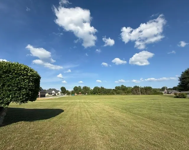 584 Golf Club Dr, Smithville, TN 37166 - #2