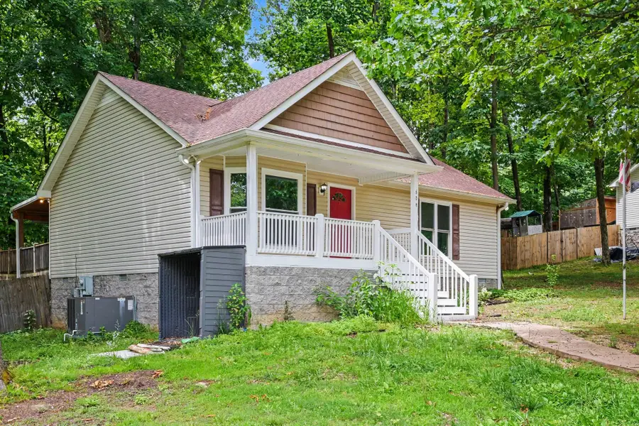 608 South Evening Shade, White Bluff, TN 37187 - #2