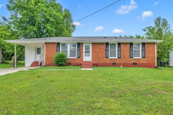 5020 Bonnameade Dr, Hermitage, TN 37076