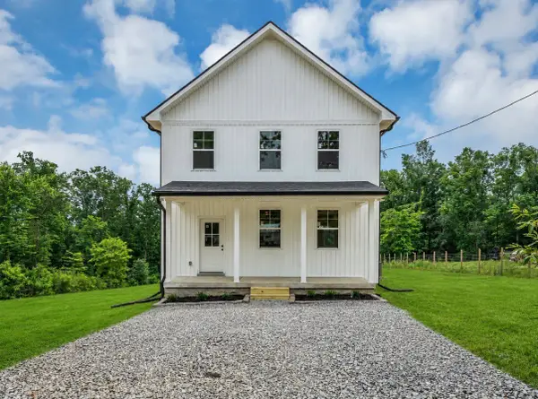 5800 Sanders Rd, Lyles, TN 37098
