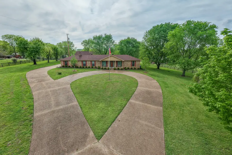 117 Brights Ln, Gallatin, TN 37066 - #2