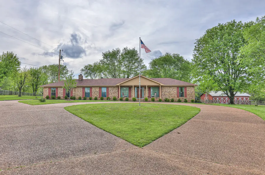 117 Brights Ln, Gallatin, TN 37066 - #3
