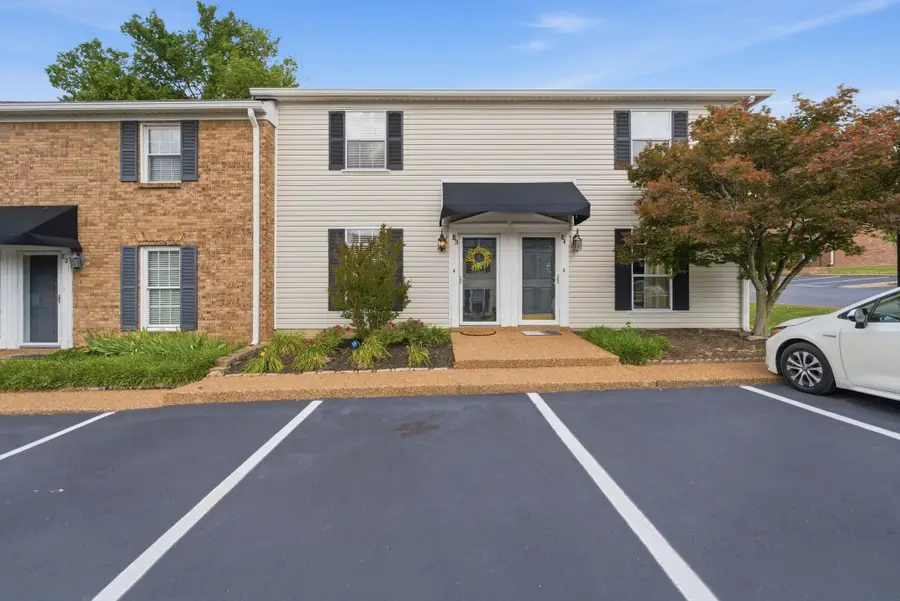 200 Royal Oaks Blvd #E3, Franklin, TN 37067 - #2