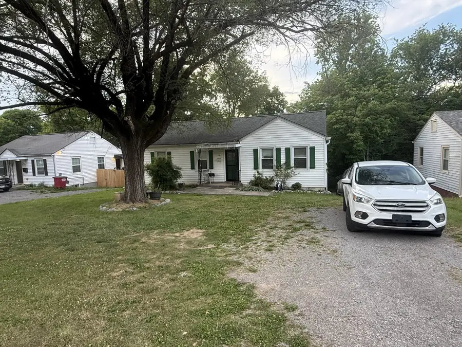 735 Woodmont Blvd, Clarksville, TN 37040 - #3