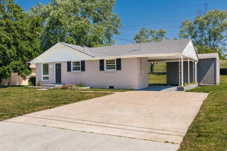 3228 Cloverwood Dr, Nashville, TN 37214 - #3
