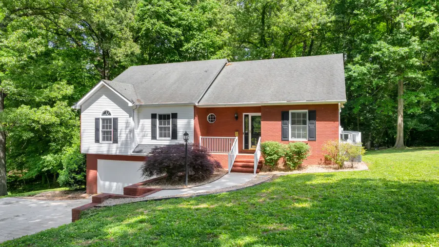 301 Mckinney St, Estill Springs, TN 37330 - #3