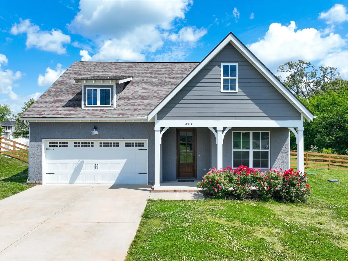 2514 Warners Ridge Dr, Chapel Hill, TN 37034 - #1