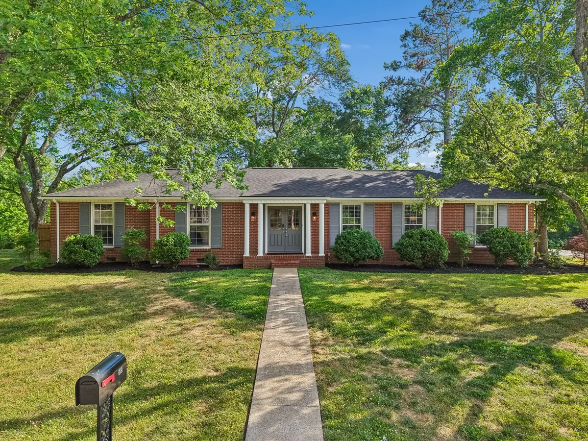 599 Harpeth Pkwy E, Nashville, TN 37221 - #1