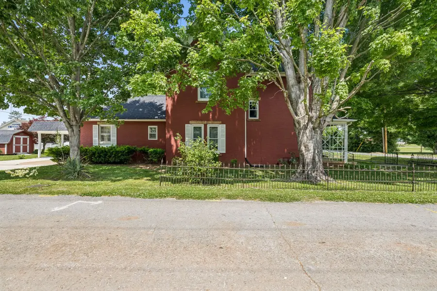 103 Cowan St W, Cowan, TN 37318 - #3