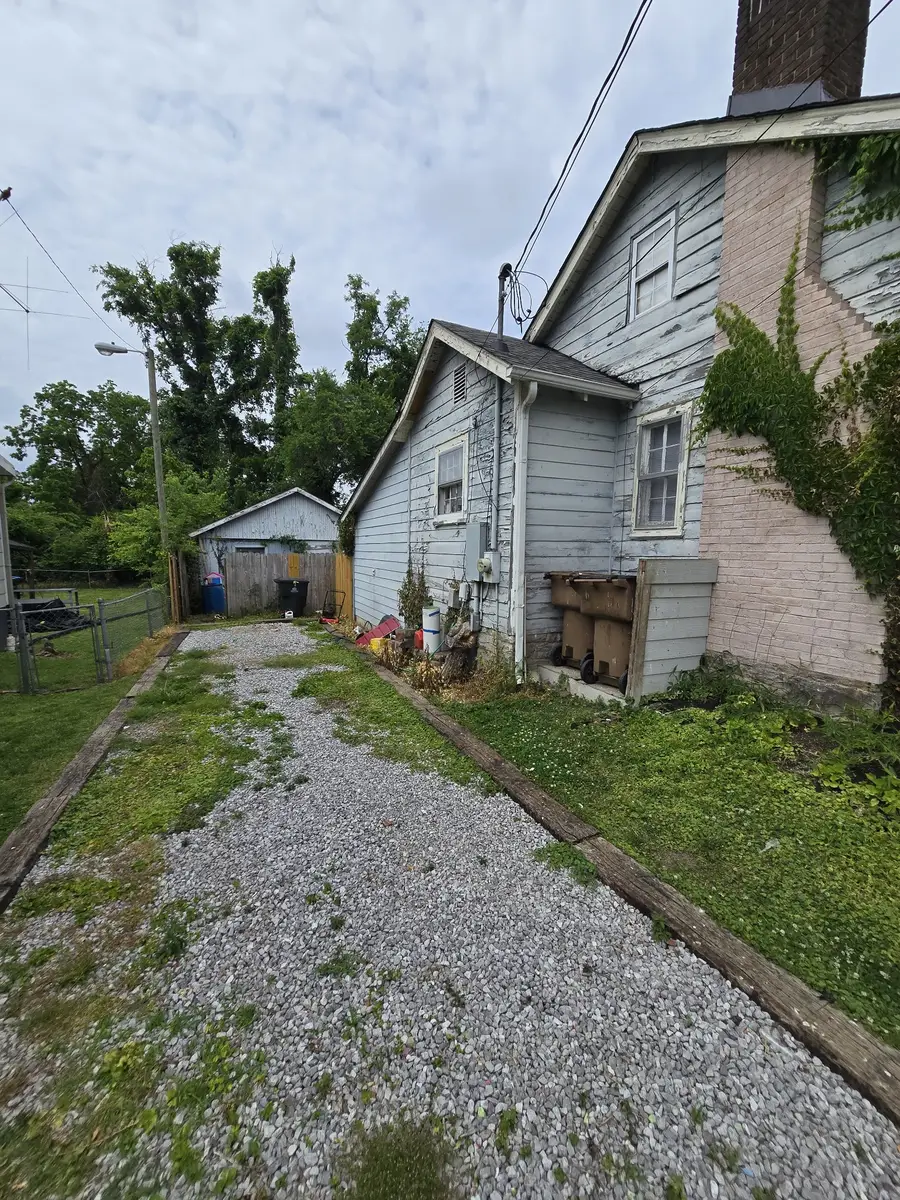 906 Carolyn Ave, Nashville, TN 37216 - #3