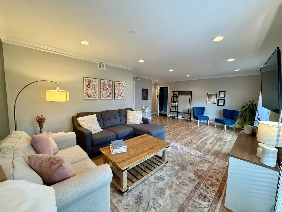 1900 Richard Jones Rd #V9, Nashville, TN 37215 - #1