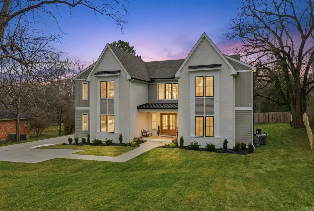 1107 Lipscomb Dr, Nashville, TN 37204 - #1