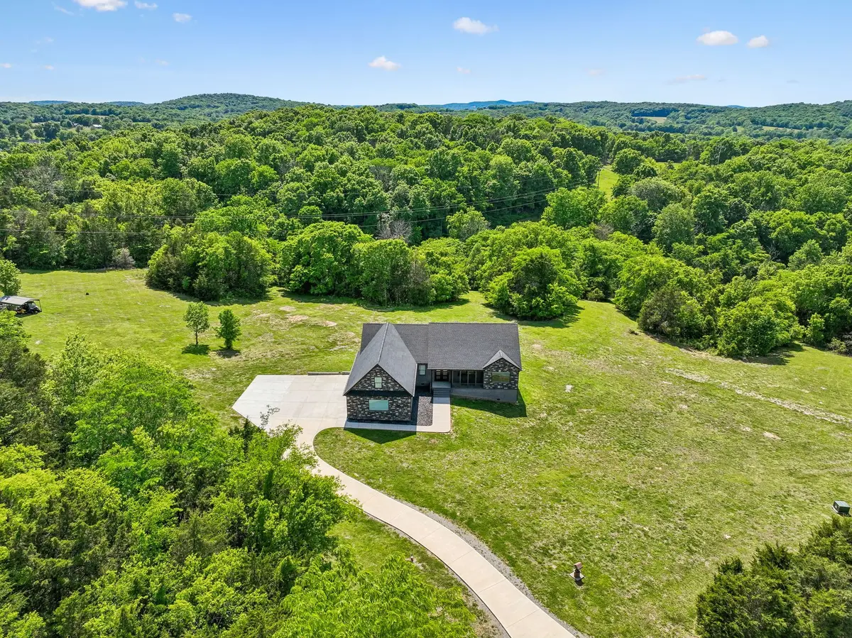 2064 Roberts Rd, Watertown, TN 37184 - #1