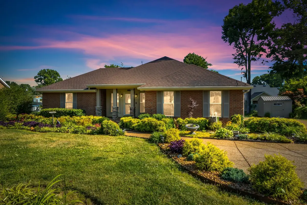 573 Highpoint Dr, Smyrna, TN 37167 - #1