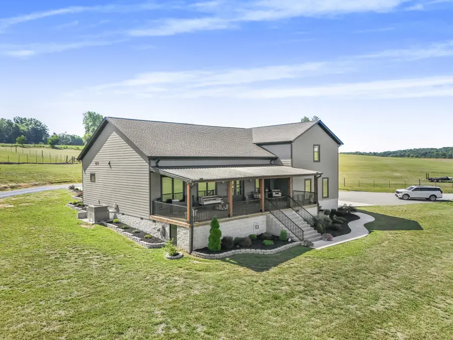 640 Riverview Estates Ln, Castalian Springs, TN 37031 - #2