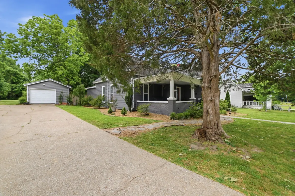 113 White St, Martin, TN 38237 - #1