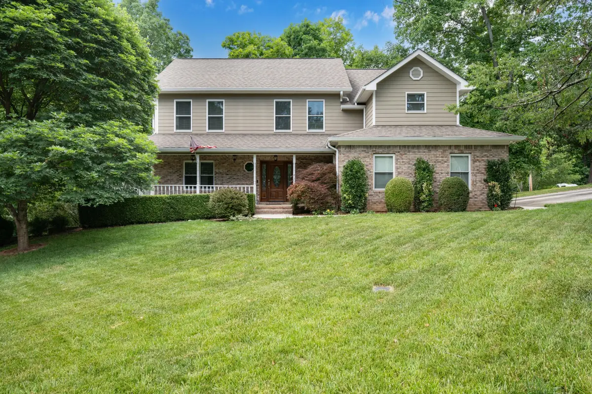 618 River Landing Drive, Soddy Daisy, TN 37379 - #1