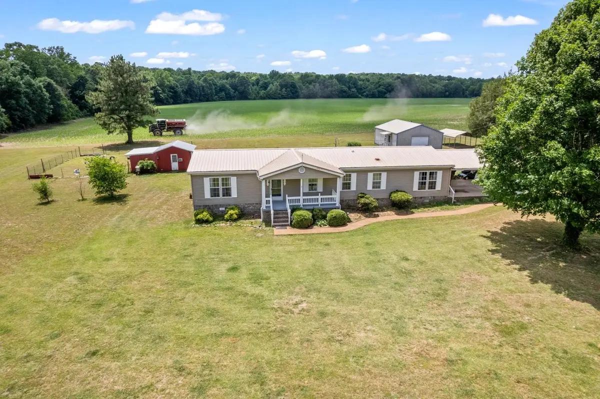 6439 Cedar Grove Rd, Big Sandy, TN 38221 - #1