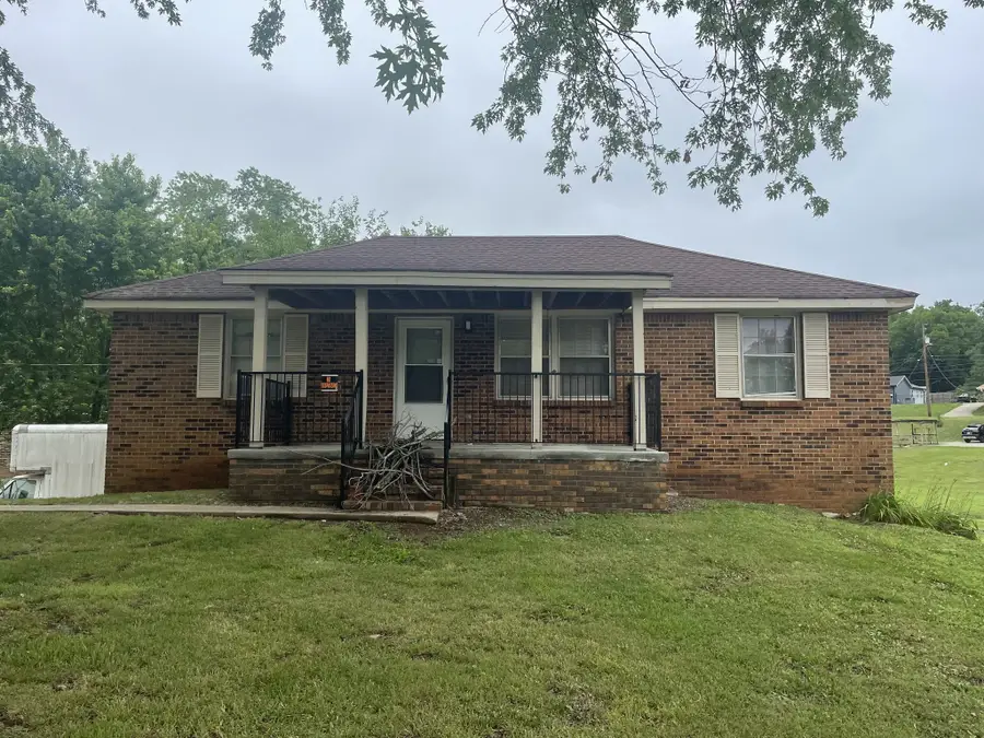 239 Raintree Dr, Clarksville, TN 37042 - #2