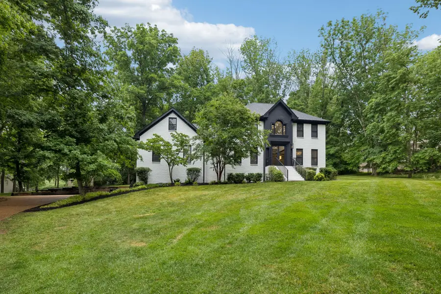 608 Cheshire Cir, Franklin, TN 37069 - #2