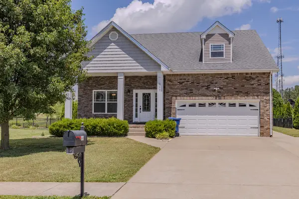 337 Ivy Bend Cir, Clarksville, TN 37043