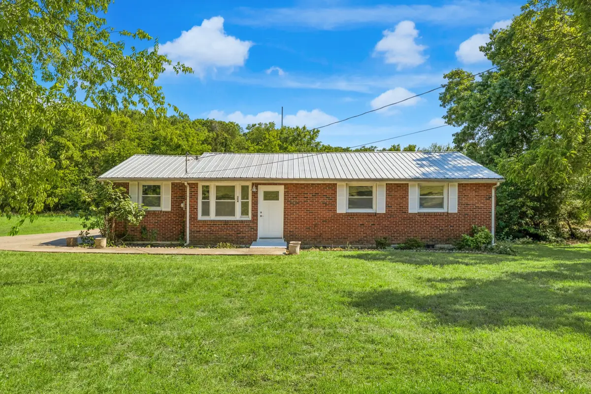 304 Starlight Dr, Nashville, TN 37207 - #1