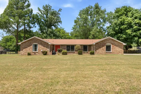 625 Hidden Acres Dr, Madison, TN 37115