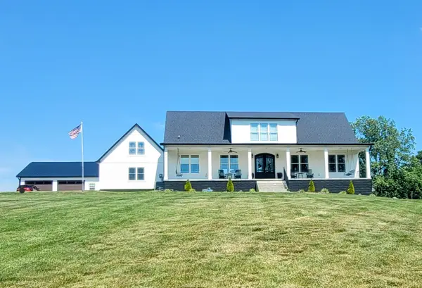 2947 Ellis Rd, Cedar Hill, TN 37032