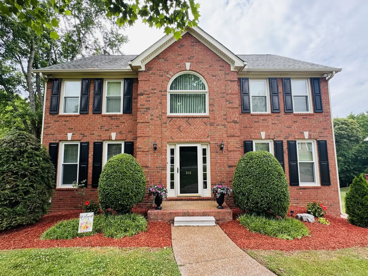808 Overhills Dr, Old Hickory, TN 37138 - #1