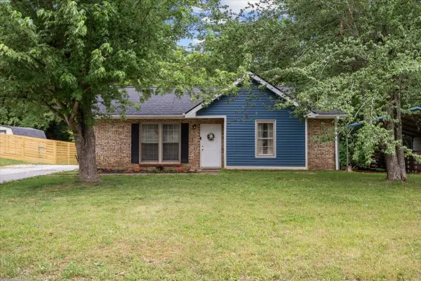 321 Kevin Dr, Dickson, TN 37055