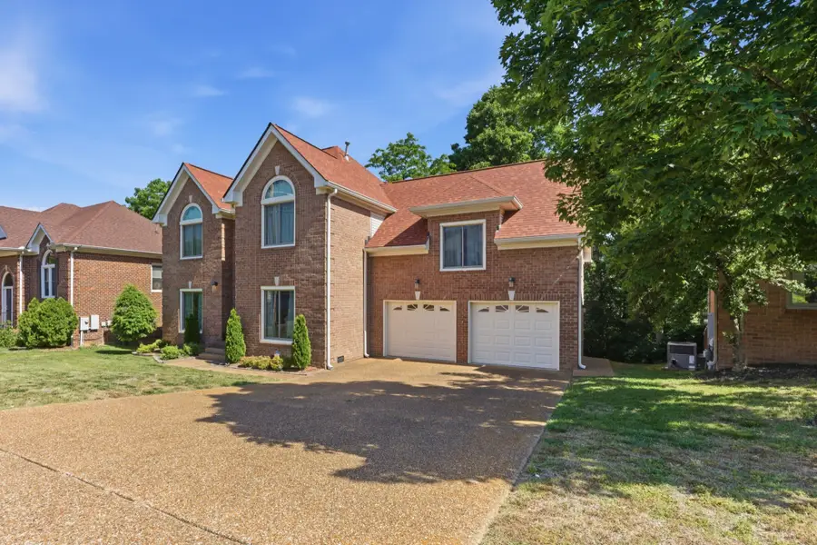 4913 Tulip Grove Ln, Hermitage, TN 37076 - #2