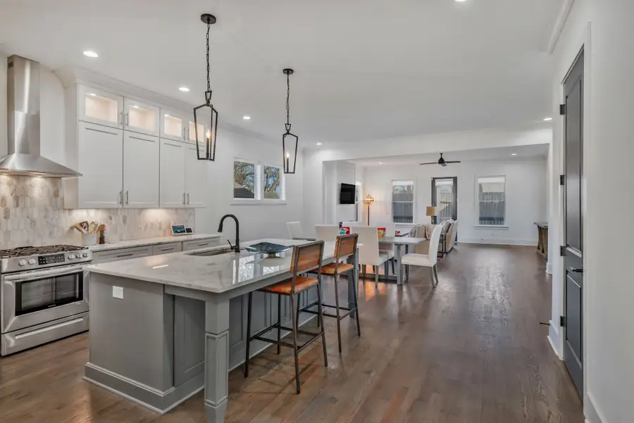 514 Achievement Dr, Nashville, TN 37209 - #2