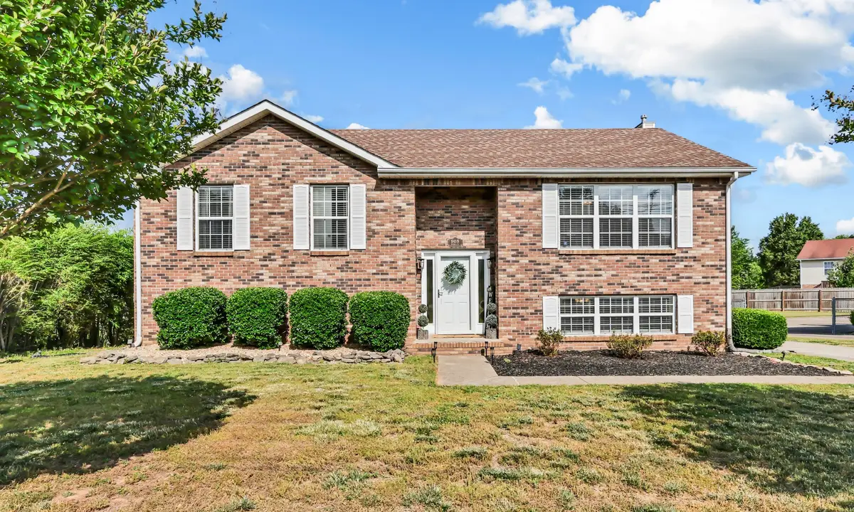 905 Dolphin Ln, Clarksville, TN 37043 - #1