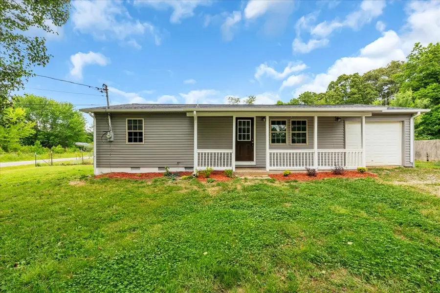 72 W 1st St, Hillsboro, TN 37342 - #3